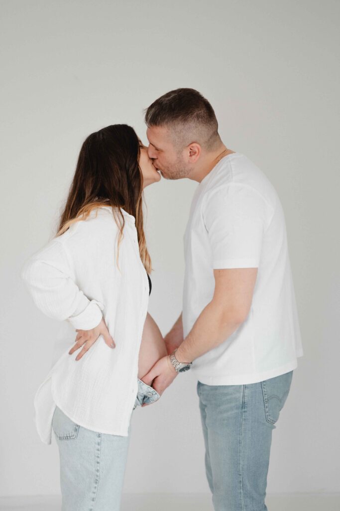 tehotenské fotenie vo fotoštúdiu